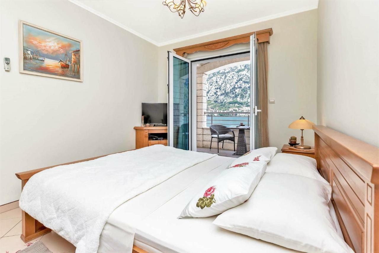 Apartments Jovanovic Kotor Kültér fotó